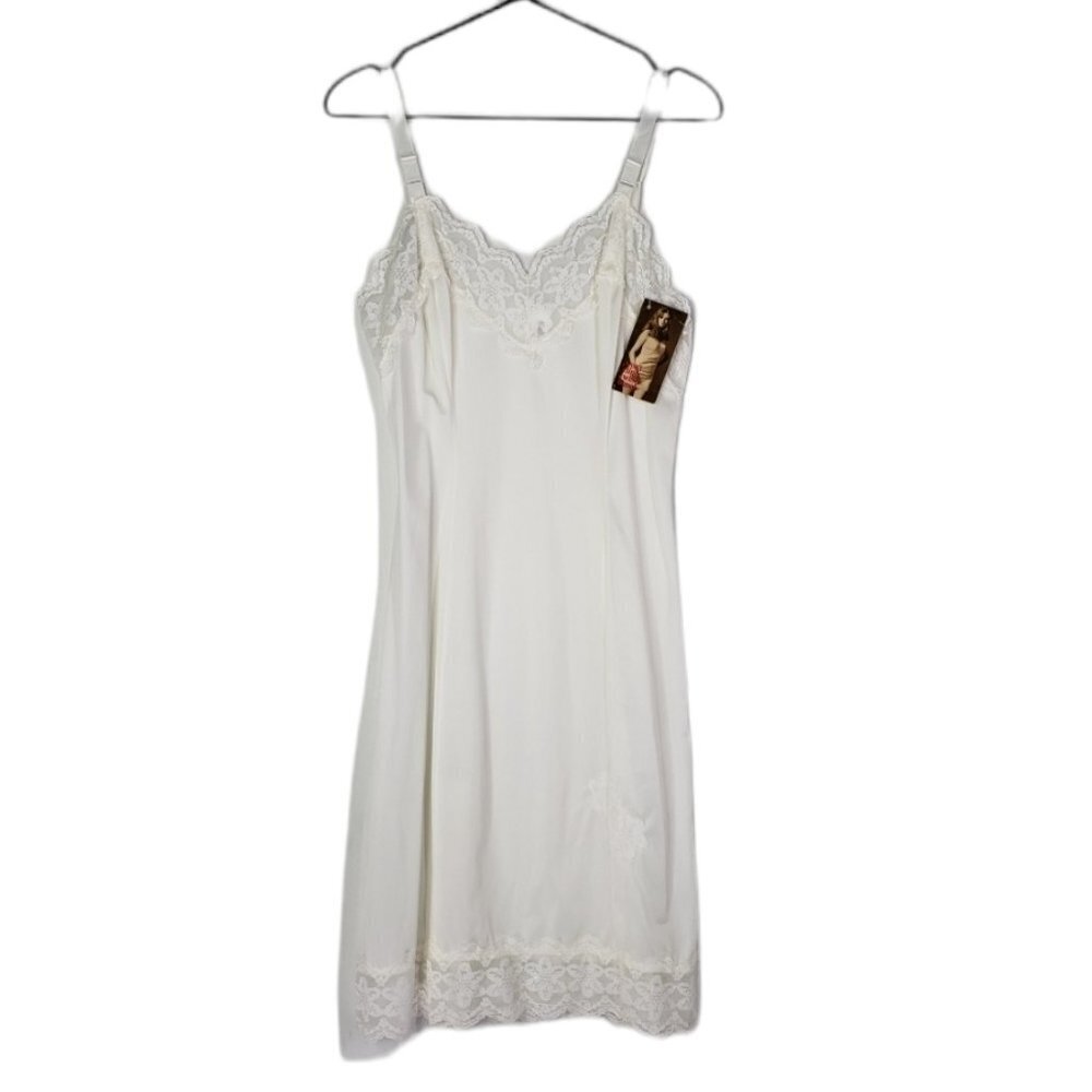Vintage‎ NWT Movie Star Lace Trimmed Slip White Nylon 34-Tall S XS - Picture 1 of 12